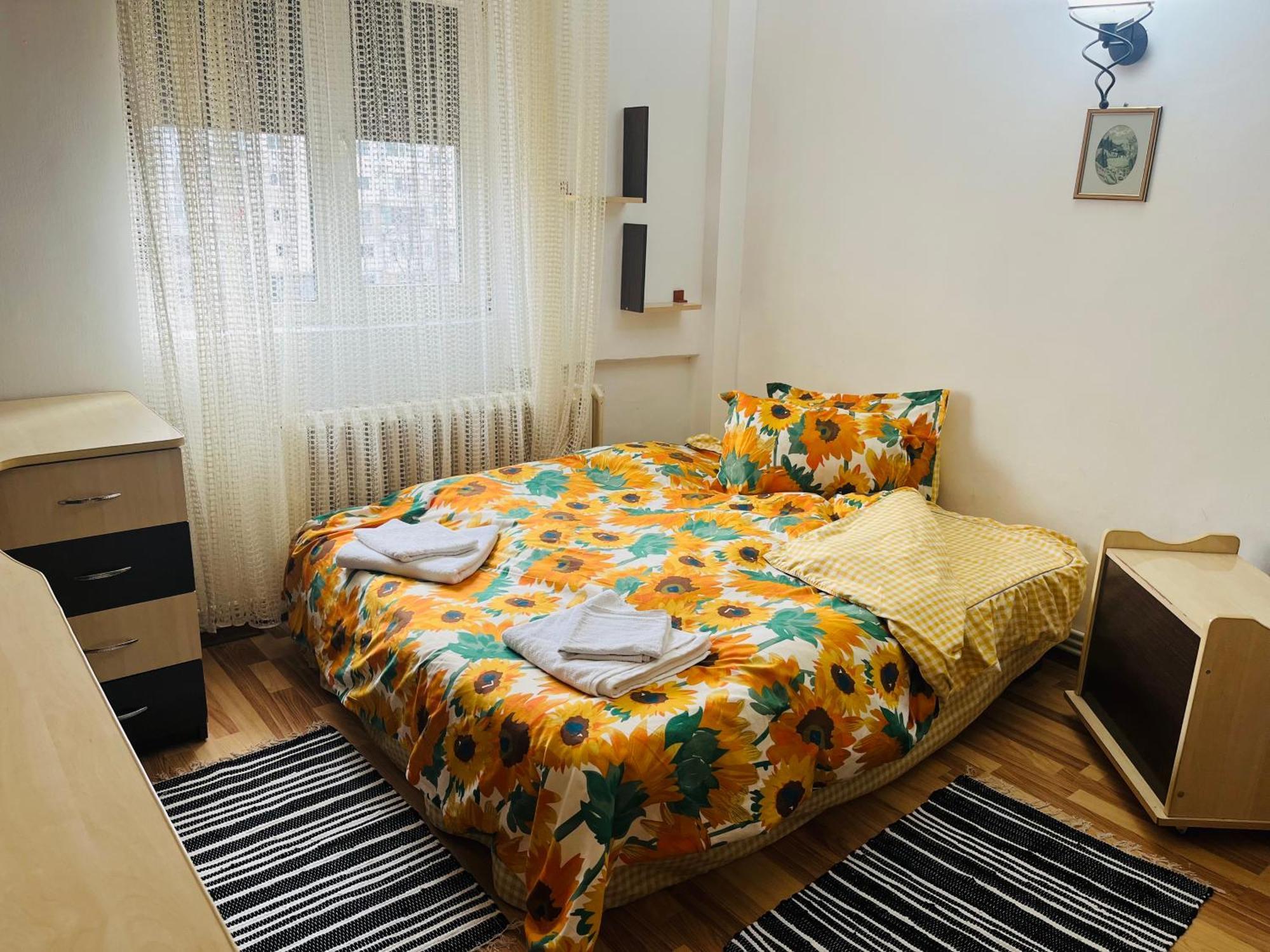 Apartament Cornelia Buzau Exterior foto